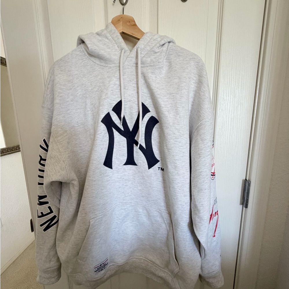 New Era Light Gray Pullover Hoodie with Navy Logo